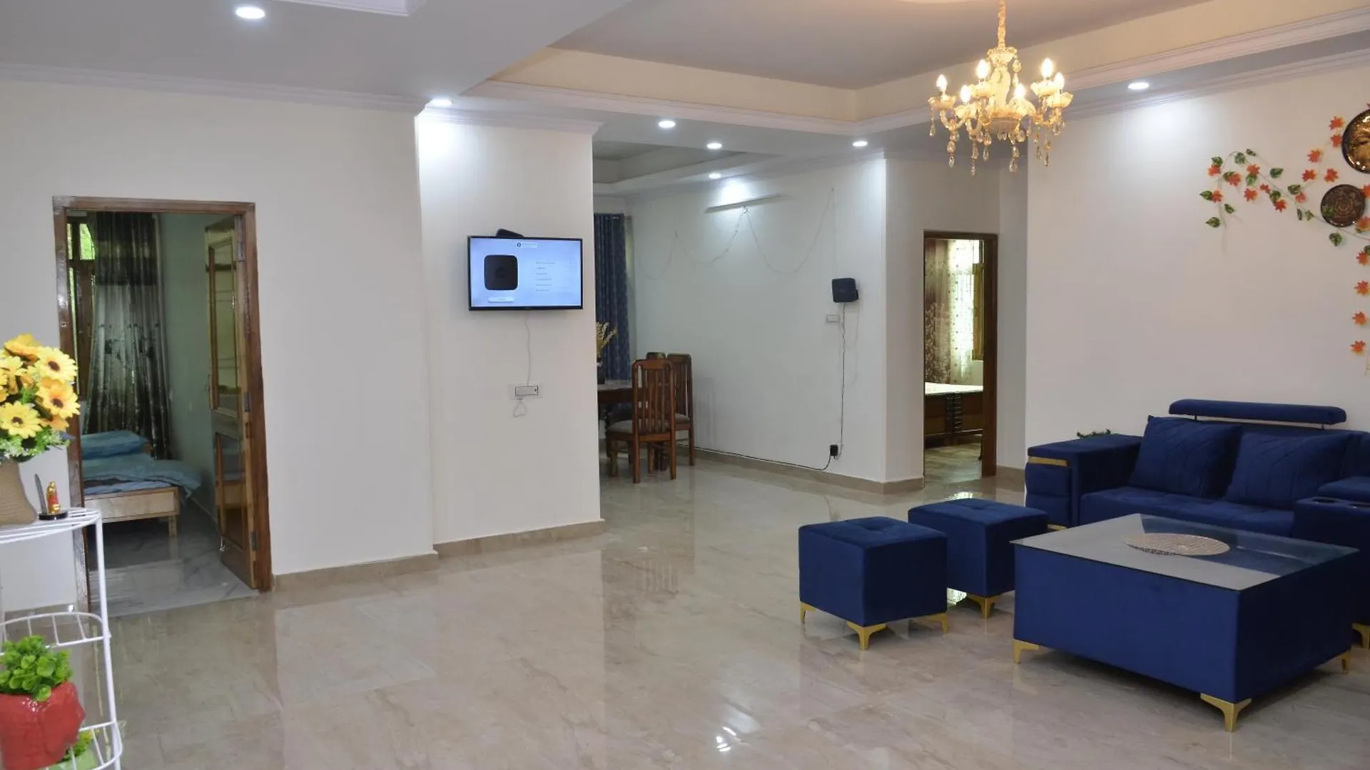 Family Nest Apartment Shimla